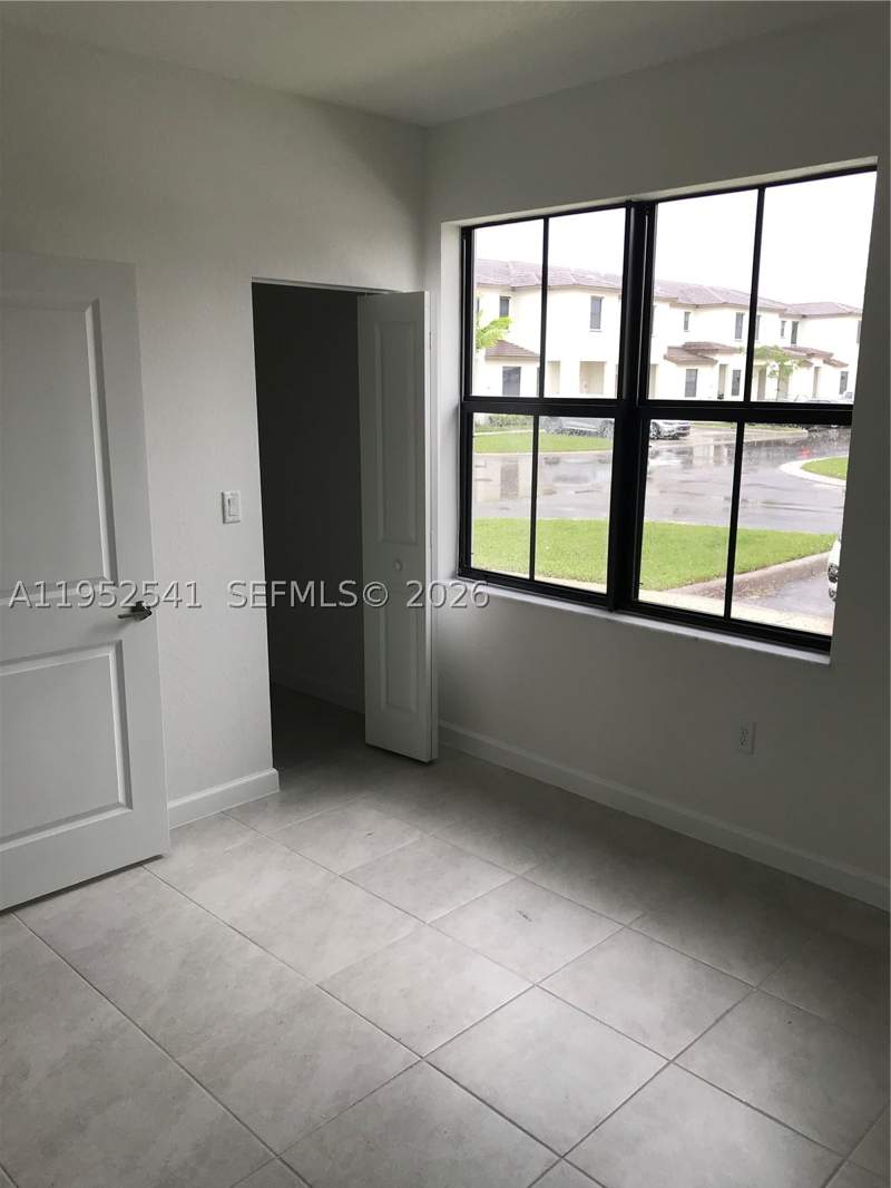 3 bedroom Villa at 12989 SW 233rd Ter 12989, Siena Reserve, Miami — photo 2