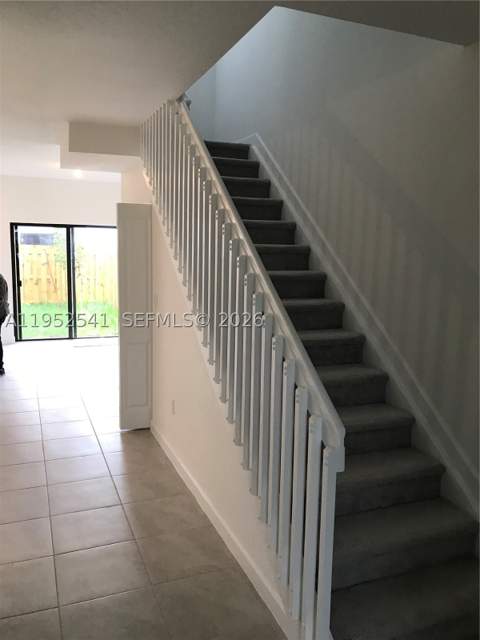 12989 SW 233rd Ter 12989, Miami FL - photo 24 of 35