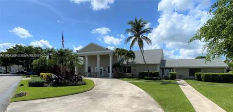 840 Independence Dr 840F, Homestead FL - photo 24 of 46