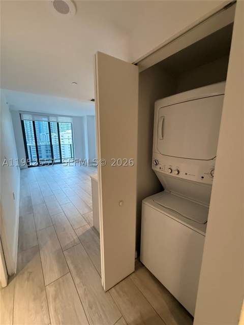45 SW 9th St 1004, Miami FL - photo 13 of 16