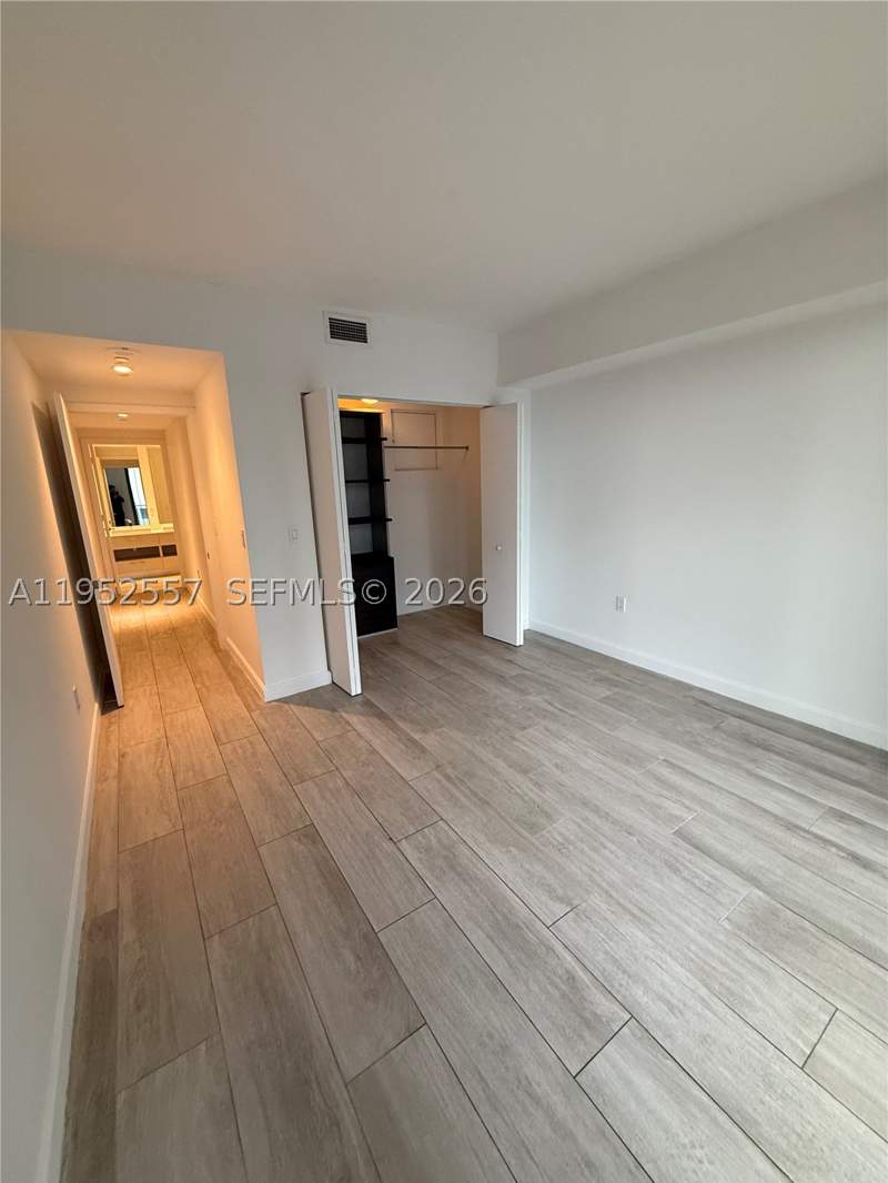 1 bedroom Condominium at 45 SW 9th St 1004, Brickell Heights East Con, Miami — photo 5