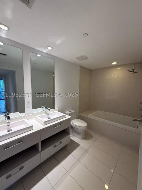45 SW 9th St 1004, Miami FL - photo 9 of 16