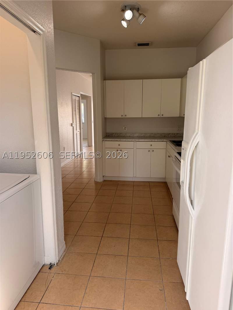 2 bedroom Townhouse at 13264 Old Biscayne Dr 405, Old Biscayne Villas Condo, Homestead — photo 3