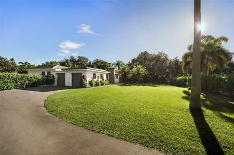 7325 SW 102nd St, Pinecrest FL - photo 6 of 46