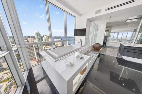 1100 Biscayne Blvd 5306, Miami FL - photo 22 of 80