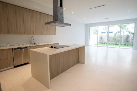 3376 Day Ave #B, Miami FL - photo 7 of 19