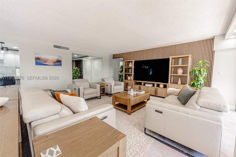 3 bedroom Condominium at 1800 NE 114th St 909, Cricket Club, Miami — photo 4