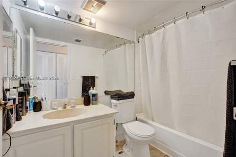 7601 E Treasure Dr 1120, North Bay Village FL - photo 22 of 32