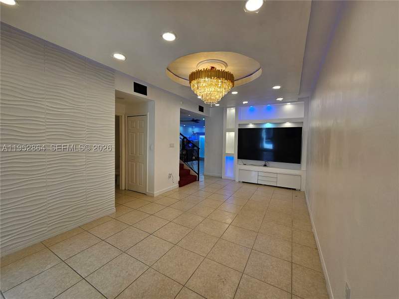 3 bedroom Condominium at 8371 SW 124th Ave 105-12, Kendall Village Townvilla, Miami — photo 2