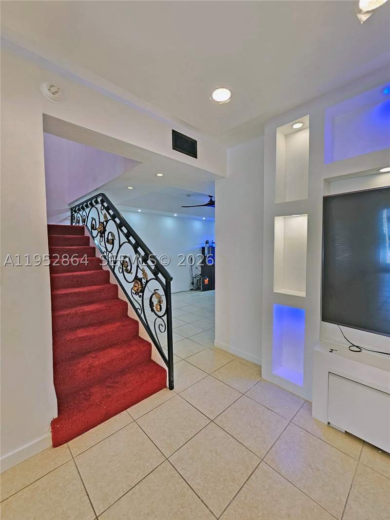 3 bedroom Condominium at 8371 SW 124th Ave 105-12, Kendall Village Townvilla, Miami — photo 5