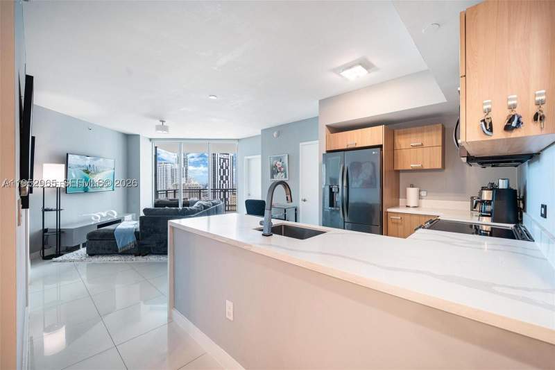 2 bedroom Condominium at 350 S Miami Ave 2505, Wind Condo, Miami — photo 3
