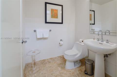 1435 Brickell Ave 3510, Miami FL - photo 17 of 38