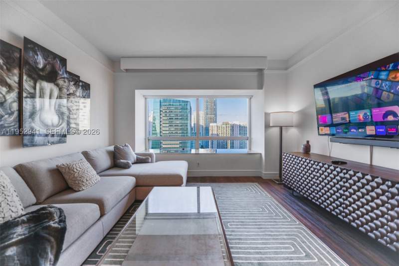 1 bedroom Condominium at 1435 Brickell Ave 3510, Millennium Tower Condomin, Miami — photo 3