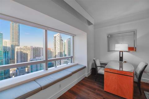 1435 Brickell Ave 3510, Miami FL - photo 9 of 38