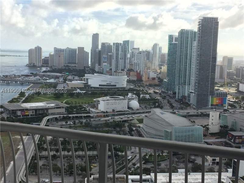 1 bedroom Condominium at 1750 N Bayshore Dr 4912, Opera Tower Condo, Miami — photo 3