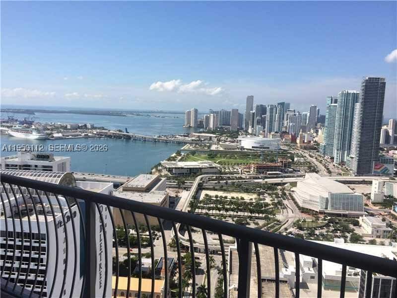 1 bedroom Condominium at 1750 N Bayshore Dr 4912, Opera Tower Condo, Miami — photo 5
