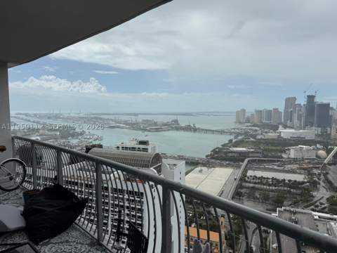 1750 N Bayshore Dr 4912, Miami FL - photo 6 of 24
