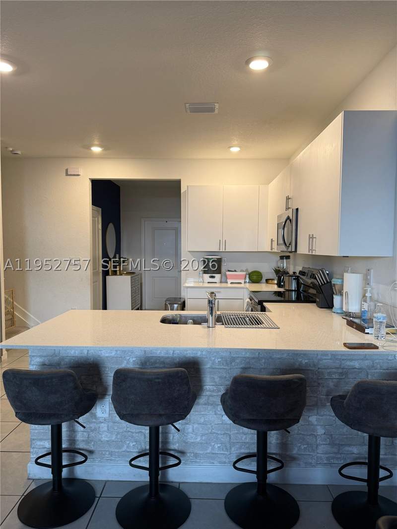 3 bedroom Townhouse at 12929 SW 286th Way 12929, Cambridge Estates First A, Homestead — photo 3