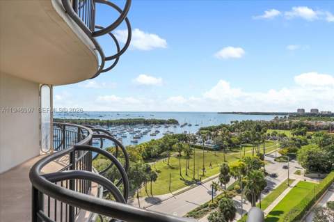 2843 S Bayshore Dr 11C, Miami FL - photo 11 of 25