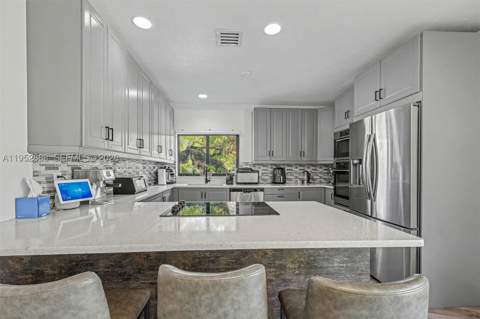 15815 SW 85th Ave, Palmetto Bay FL - photo 7 of 26