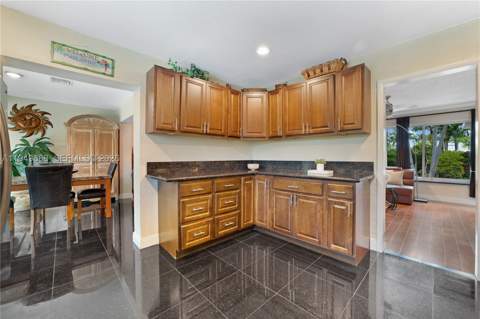 1155 S Biscayne Point Rd, Miami Beach FL - photo 11 of 23
