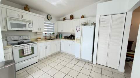 7220 SW 149th Ct, Miami FL - photo 14 of 38
