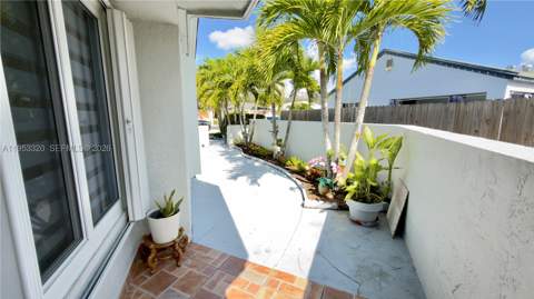 7220 SW 149th Ct, Miami FL - photo 7 of 38