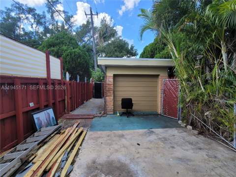 1300 Marseille Dr, Miami Beach FL - photo 11 of 13