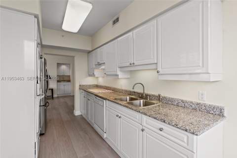 4775 Collins Ave 507, Miami Beach FL - photo 18 of 51