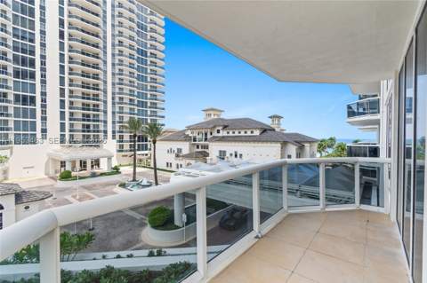 4775 Collins Ave 507, Miami Beach FL - photo 9 of 51