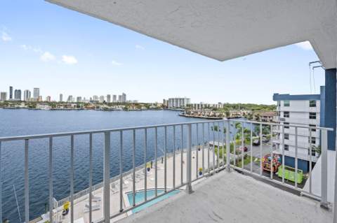 16558 NE 26th Avenue 6c, North Miami Beach FL - photo 19 of 21