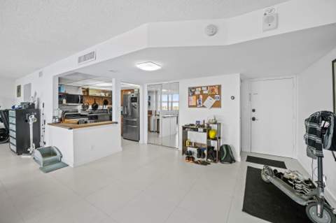 16558 NE 26th Avenue 6c, North Miami Beach FL - photo 9 of 21