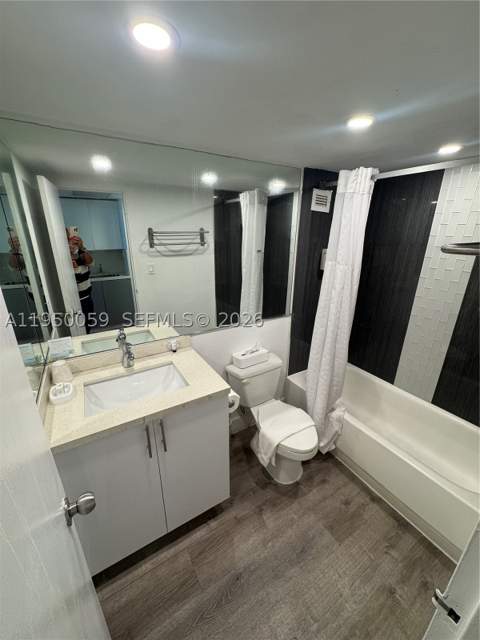 19201 Collins Ave 1018, Sunny Isles Beach FL - photo 9 of 9