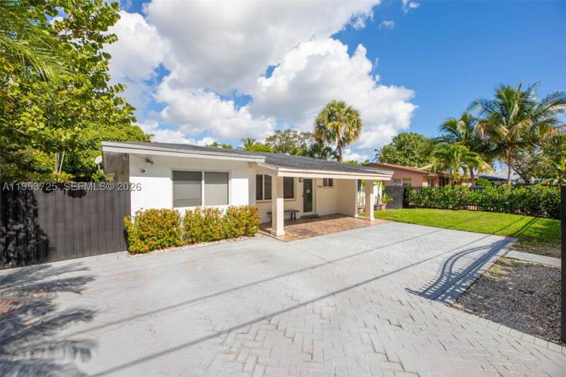 4 bedroom SingleFamilyResidence at 1765 NE 145th St, Arch Creek Estates, Miami — photo 5