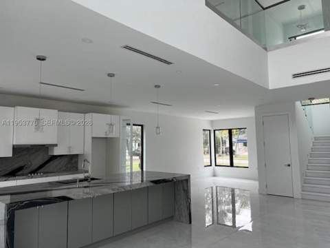2 Hough Dr, Miami Springs FL - photo 10 of 24