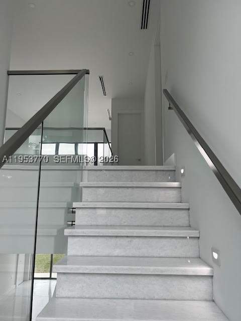 2 Hough Dr, Miami Springs FL - photo 18 of 24