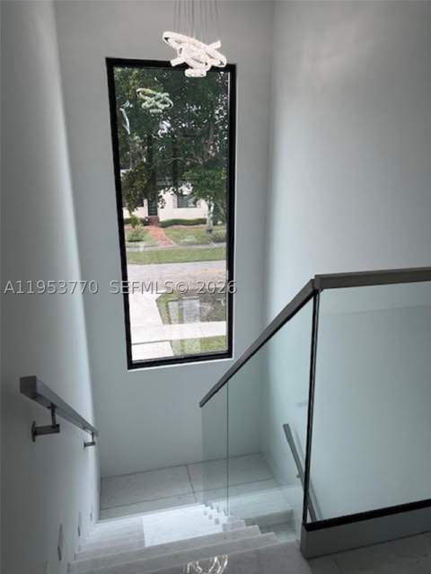 2 Hough Dr, Miami Springs FL - photo 19 of 24