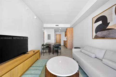 11 NE 6 St 3210, Miami FL - photo 7 of 34