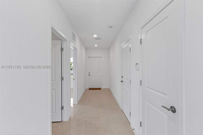 4 bedroom SingleFamilyResidence at 13361 SW 272nd Ln, Sunrise Estates, Homestead — photo 3