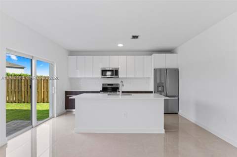 13361 SW 272nd Ln, Homestead FL - photo 9 of 27