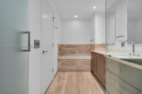 350 Ocean Dr 205N, Key Biscayne FL - photo 9 of 28