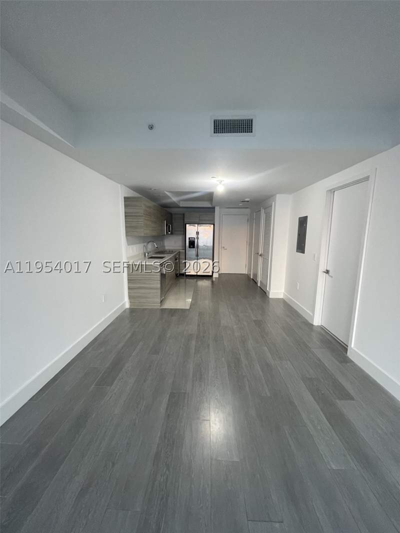 1 bedroom Condominium at 121 NE 34th St 2110, 3401 Midtown Condo, Miami — photo 5
