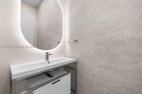 7301 SW 173rd St, Palmetto Bay FL - photo 16 of 51