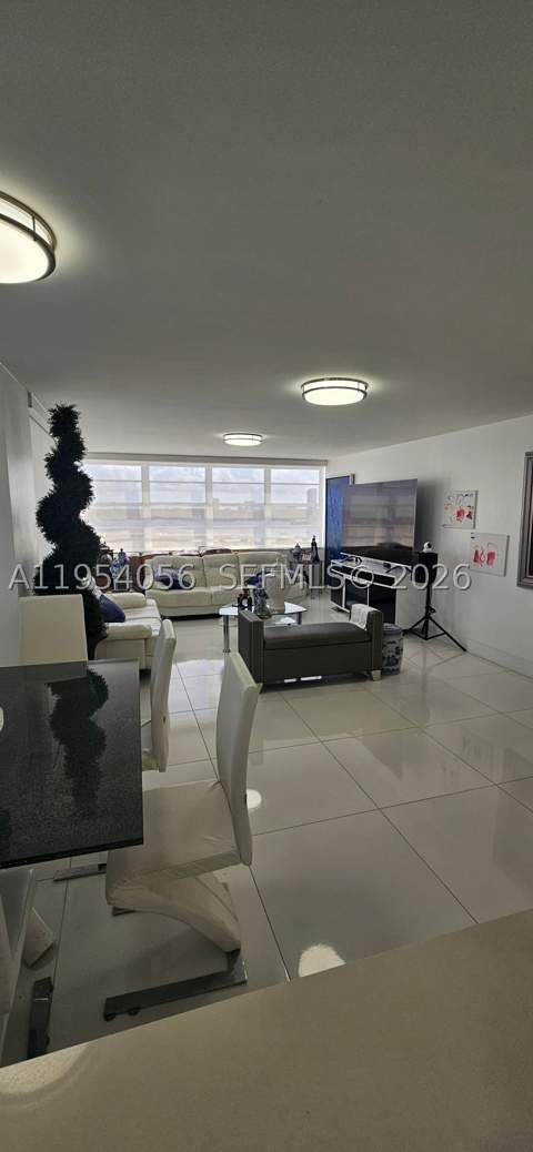 18041 Biscayne Blvd 1405, Aventura FL - photo 13 of 62
