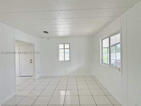2982 NW 95th St, Miami FL - photo 15 of 32