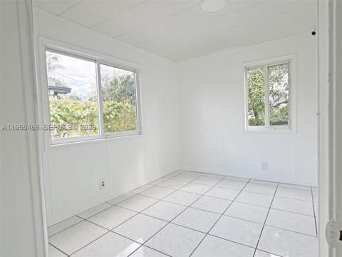 2982 NW 95th St, Miami FL - photo 16 of 32