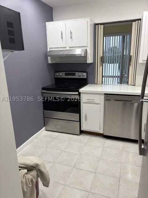200 177th Dr 416, Sunny Isles Beach FL - photo 11 of 22