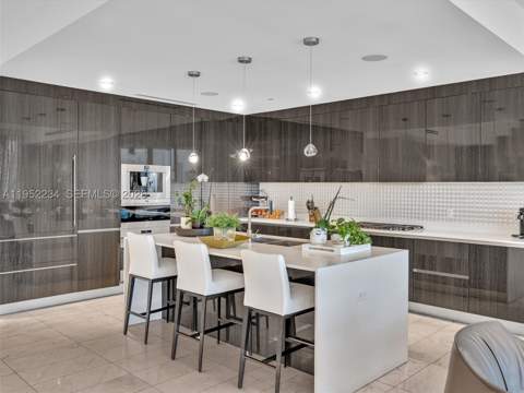 3300 NE 188th St 718, Aventura FL - photo 10 of 82