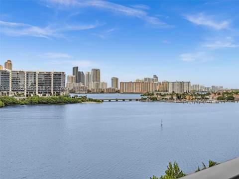 3300 NE 188th St 718, Aventura FL - photo 19 of 82