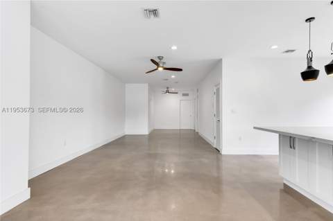 2247 NW 2nd St, Miami FL - photo 6 of 31